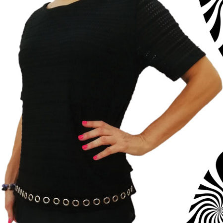 maglia-in-nero-lavorato-con-voile-sotto