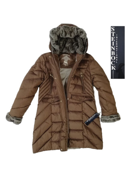 Giaccone trapuntato Steinbock donna mod. Cornella art. 20388 53494 35  con cappuccio in pelliccia - immagine 2