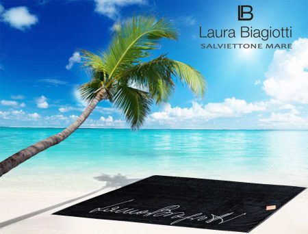 Salviettone da mare Laura Biagiotti con logo nero - immagine 2